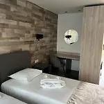 Selena Boutique 招待所 尼普顿